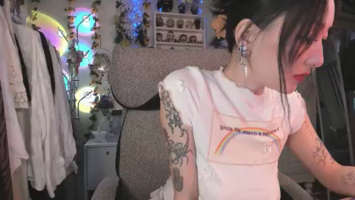 KellyAsian