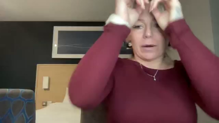 LarasDen