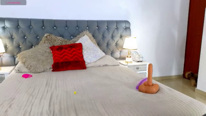 Mia_hott_