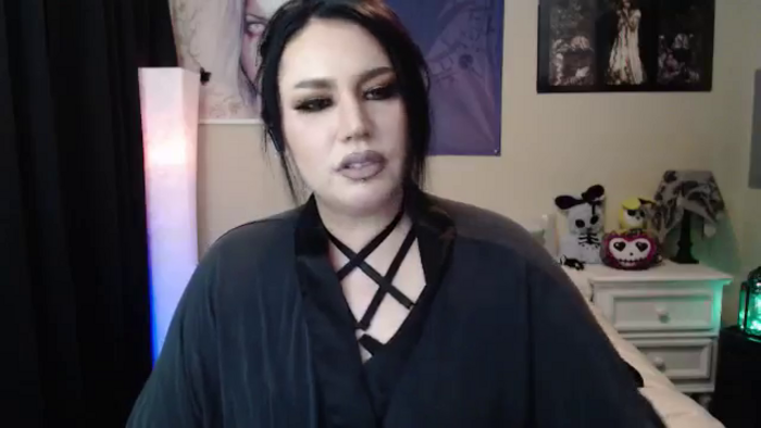 QueenOfMetal