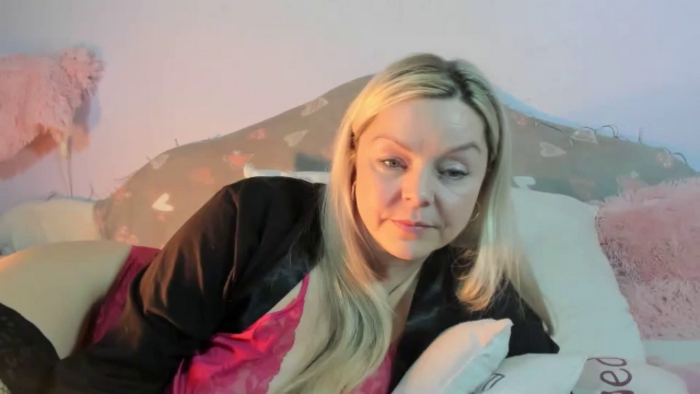 BlondeKylie