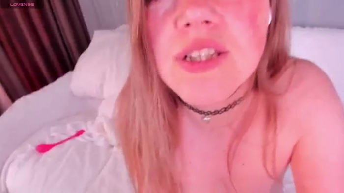 EroticEllie