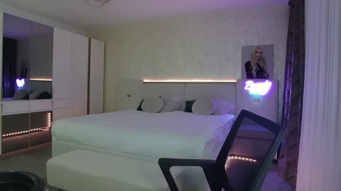 BlondeIsBack
