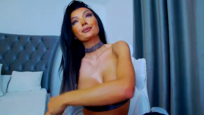 Karina_Smith