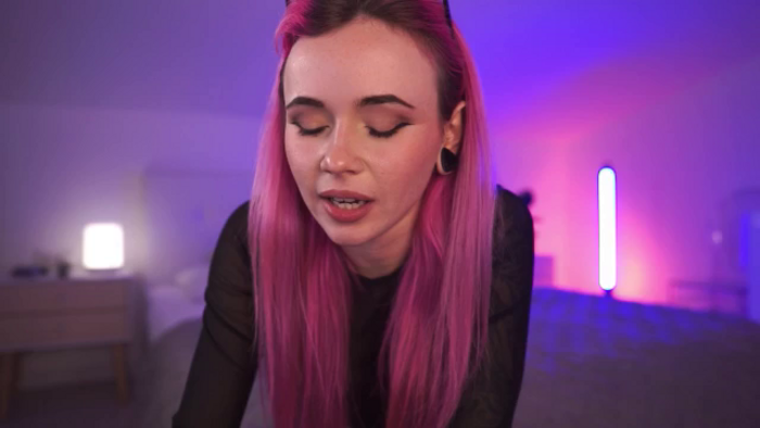 Sarah_Pink