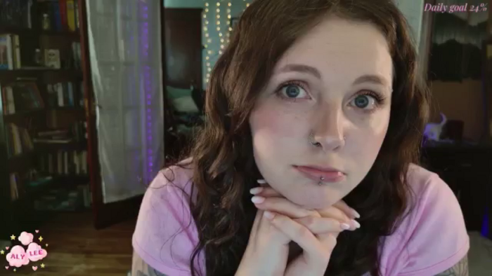 AlyLee_