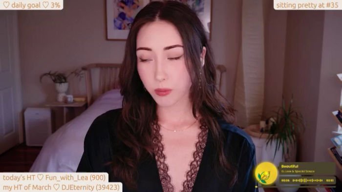 lea_amano
