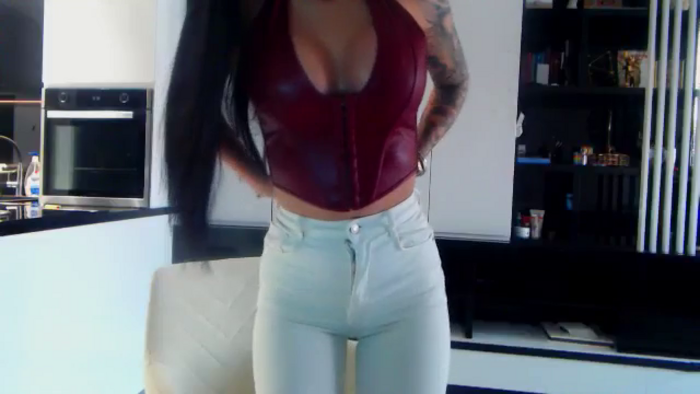 NicoleCrystal