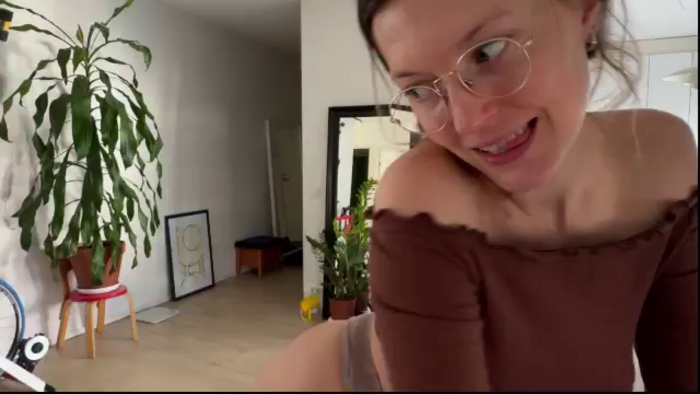 Kinky_orange