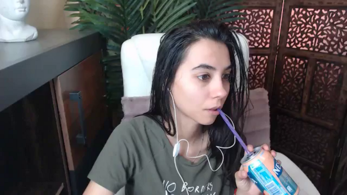 Tiny_kate