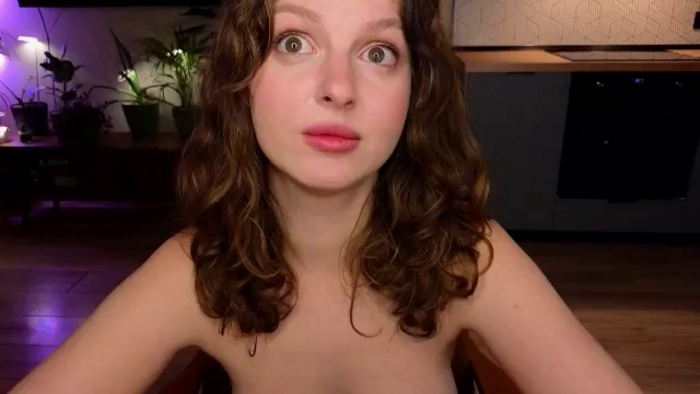AliceQueeny