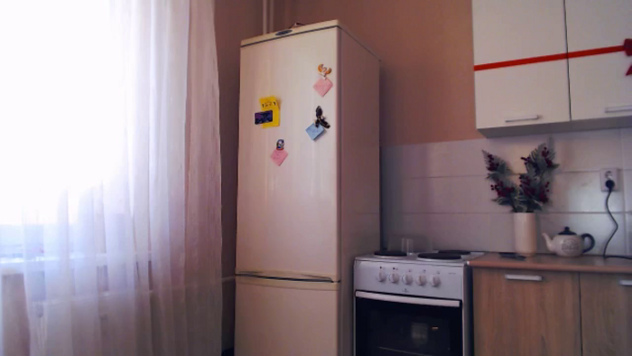 Ari_Honey