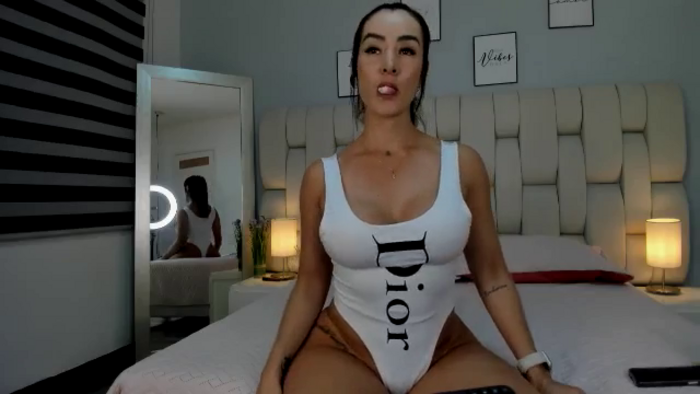 CamilaGoldenn