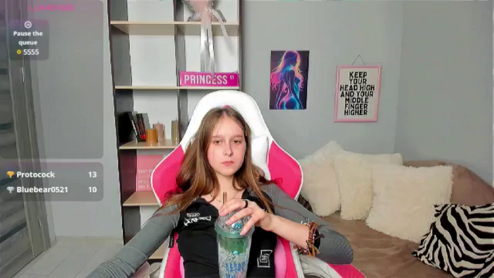 WowEmma_