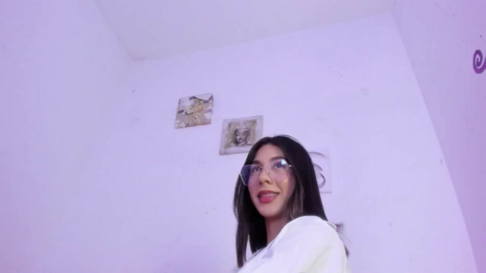Emma_19_