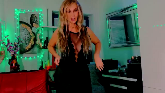 Hotmilf83