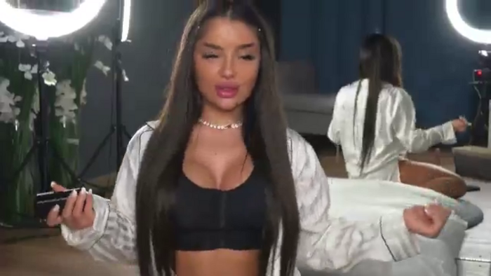 Ellaacandy