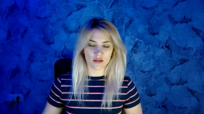 Nika_gold1