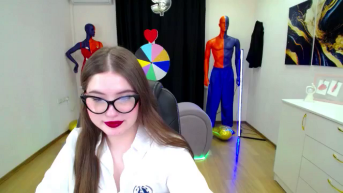AdmireMyEyes