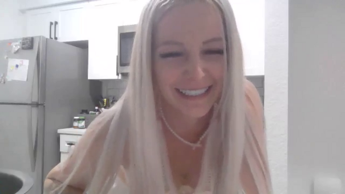 SensualSarah1