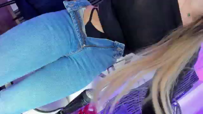 SeraVonDee