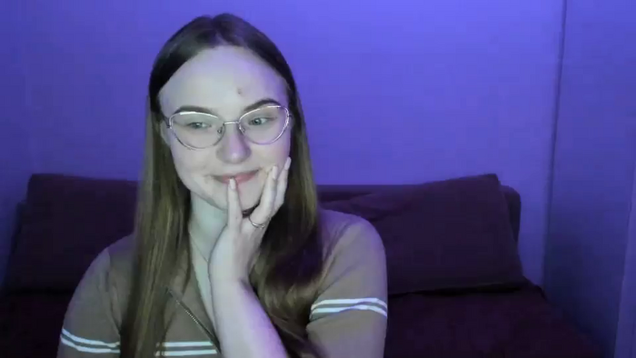 Shy_Melany
