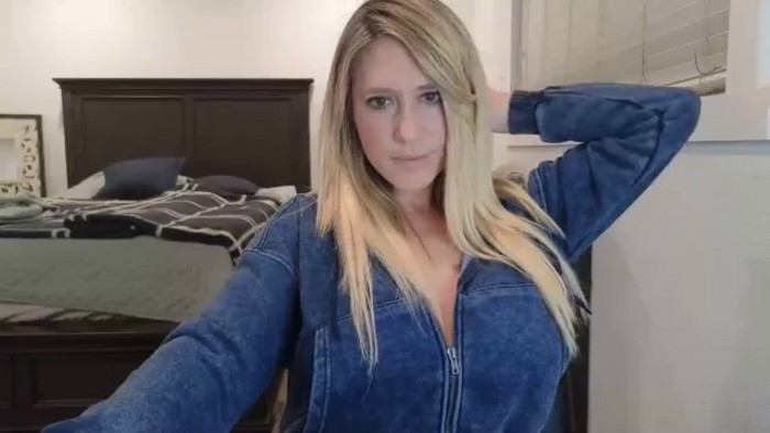 blond_milf