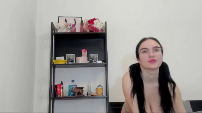 yourbustygirl