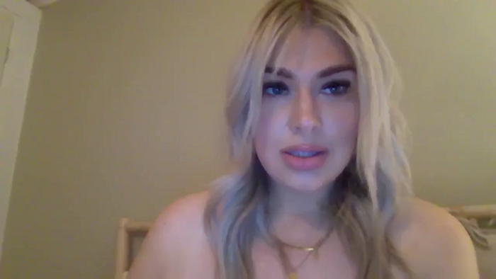 Roxy_Reveals