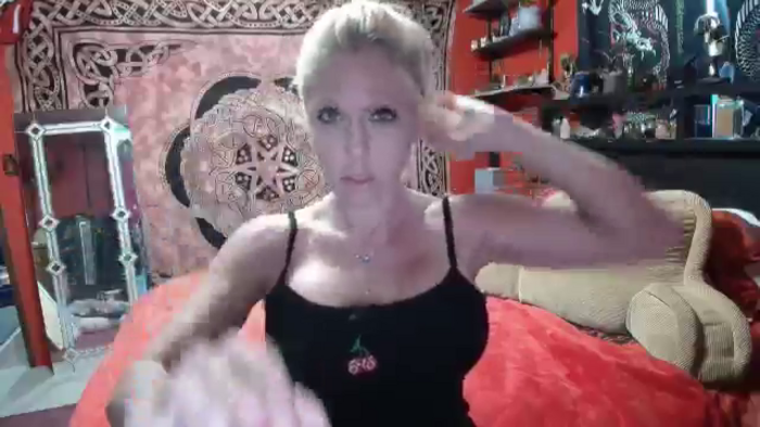 HollyHanna