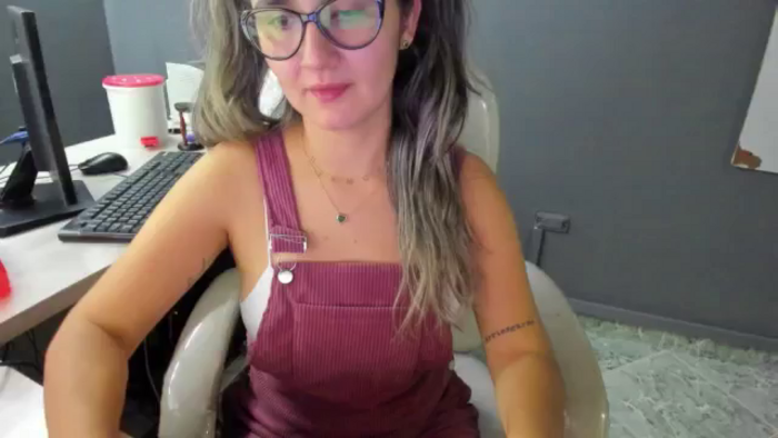 Lucia_Collins