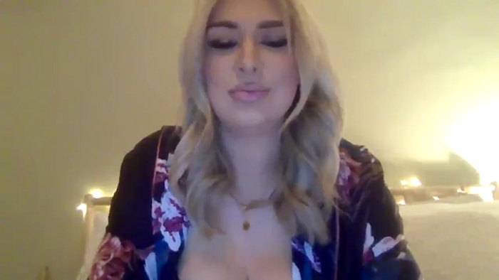 Roxy_Reveals