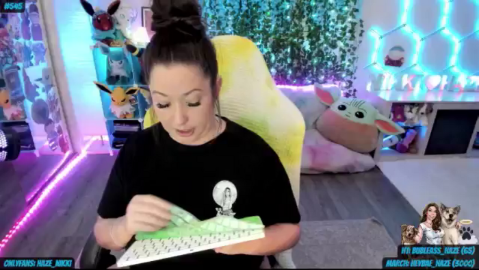 Nikki_Haze