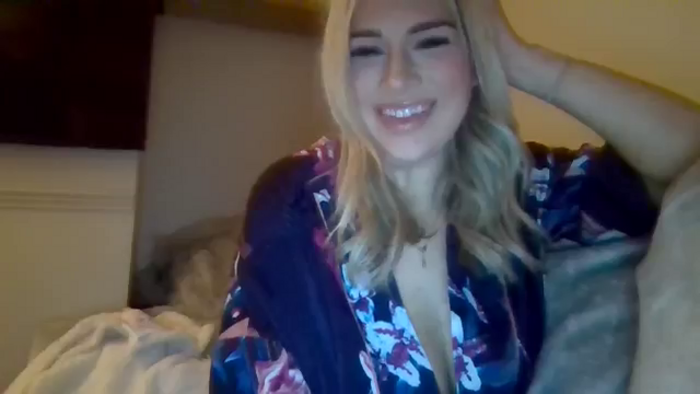 Roxy_Reveals