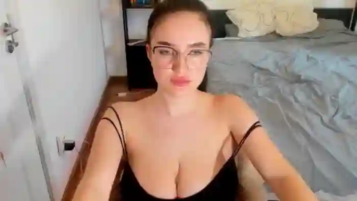 2025/04/01/mfc-yourbustygirl-10-00-56