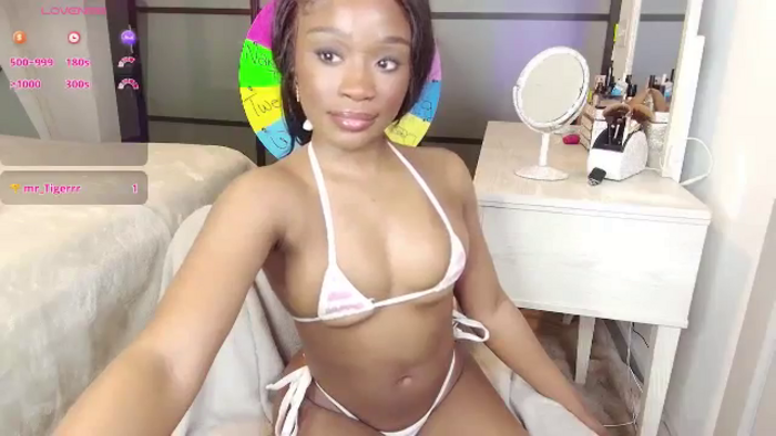 AaliyahT