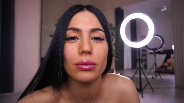 AbbelaWhite