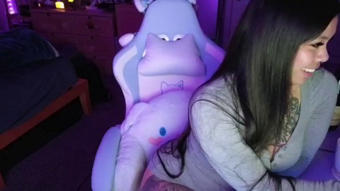 dolllface