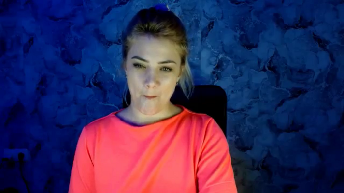 Nika_gold1