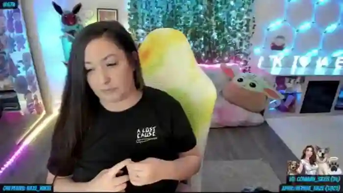 2025/04/04/mfc-nikki_haze-07-07-55