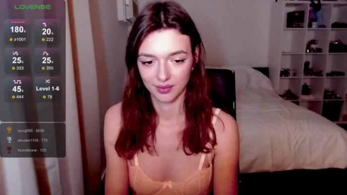 Olivia_Jeass