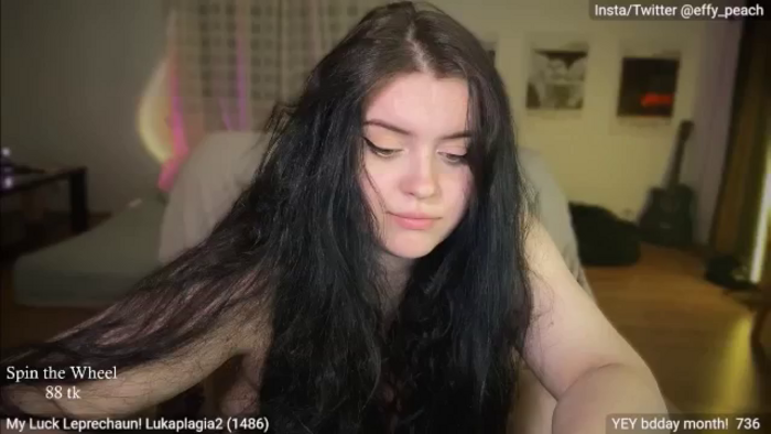 Effy_peach