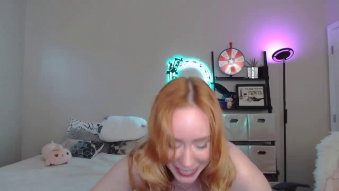 MsRedheadMILF