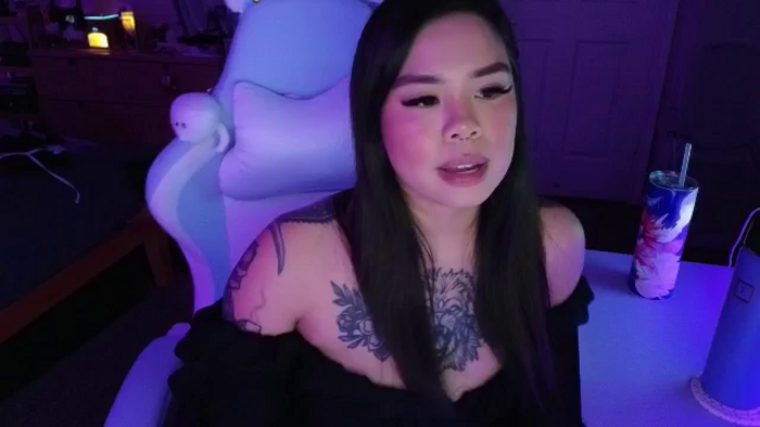 dolllface