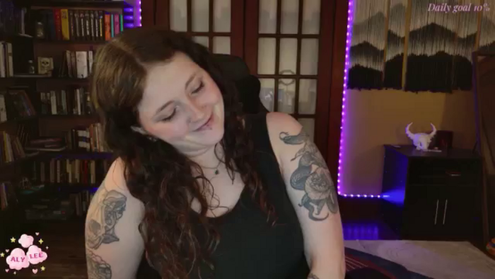 AlyLee_