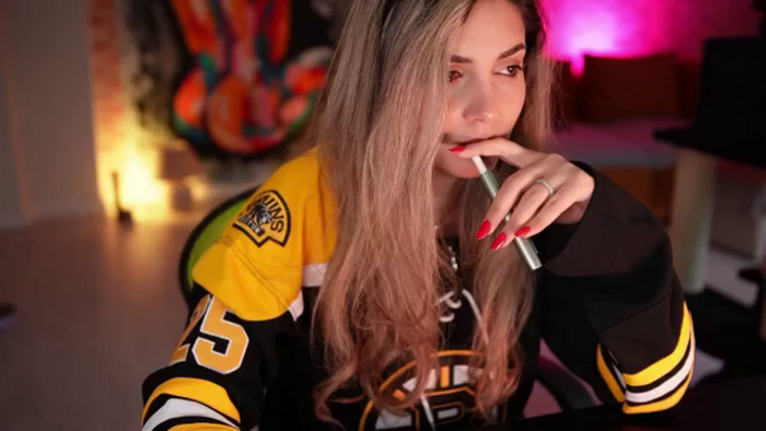 Allie_Synn