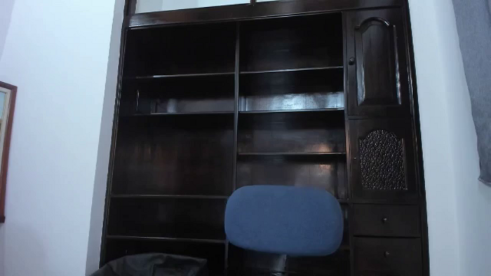 Miacollins1x