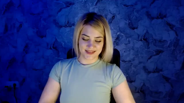 Nika_gold1