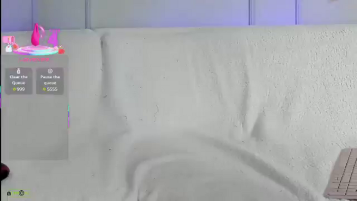 ShyEyesBlondy