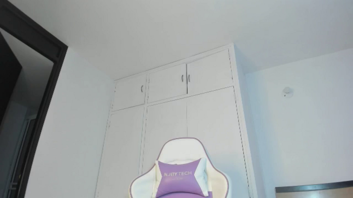 Amelia_avalor